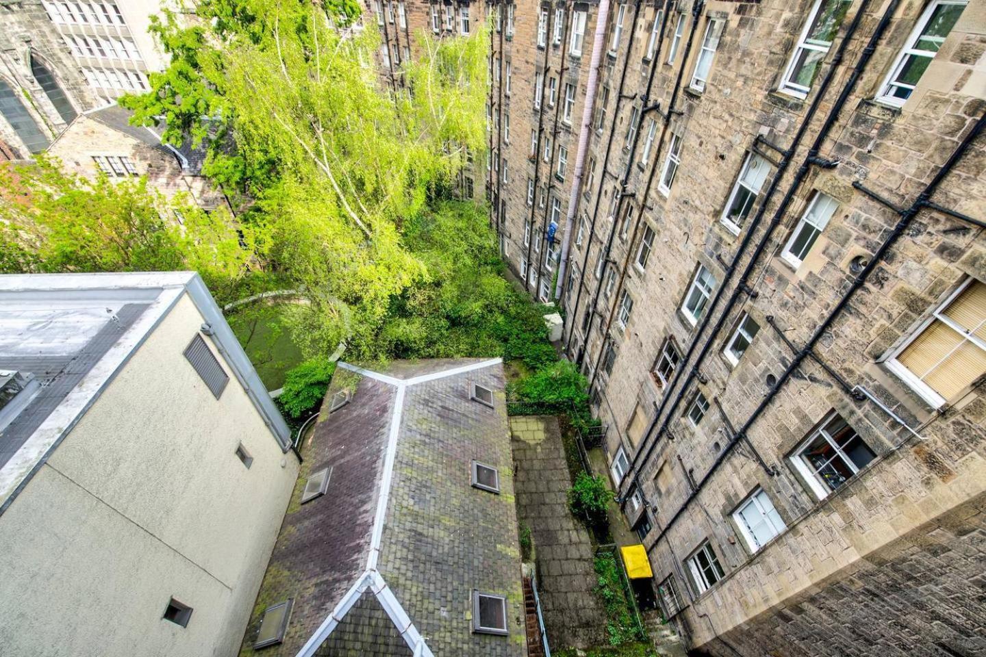 אדינבורו Guestready - Modern 2Br Home On The Royal Mile! מראה חיצוני תמונה